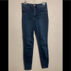 Super high waisted jeans